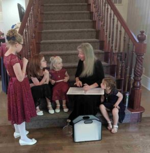 Children wedding support-min